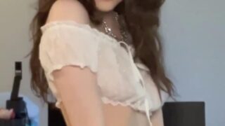 Hannah Owo Nude See-Through Top Onlyfans Video Leaked